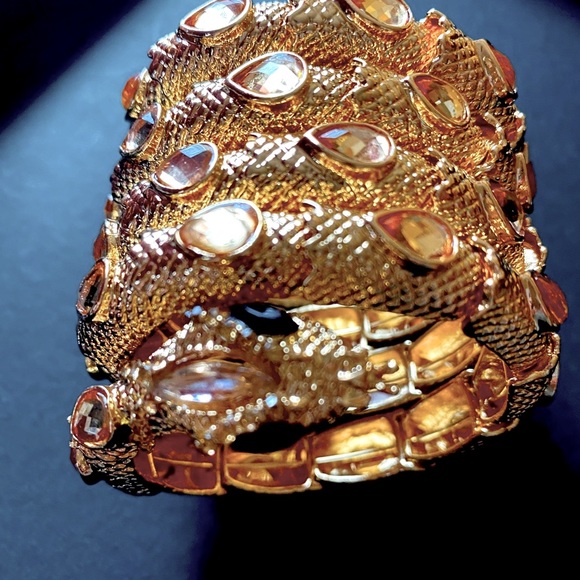 Magnificent Snake Arm Cuff / Bracelet New. Ships Free - Picture 5 of 12